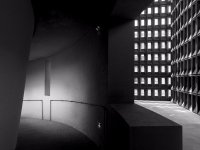 藝術中心室內(nèi)空間展覽展示效果-1561-06